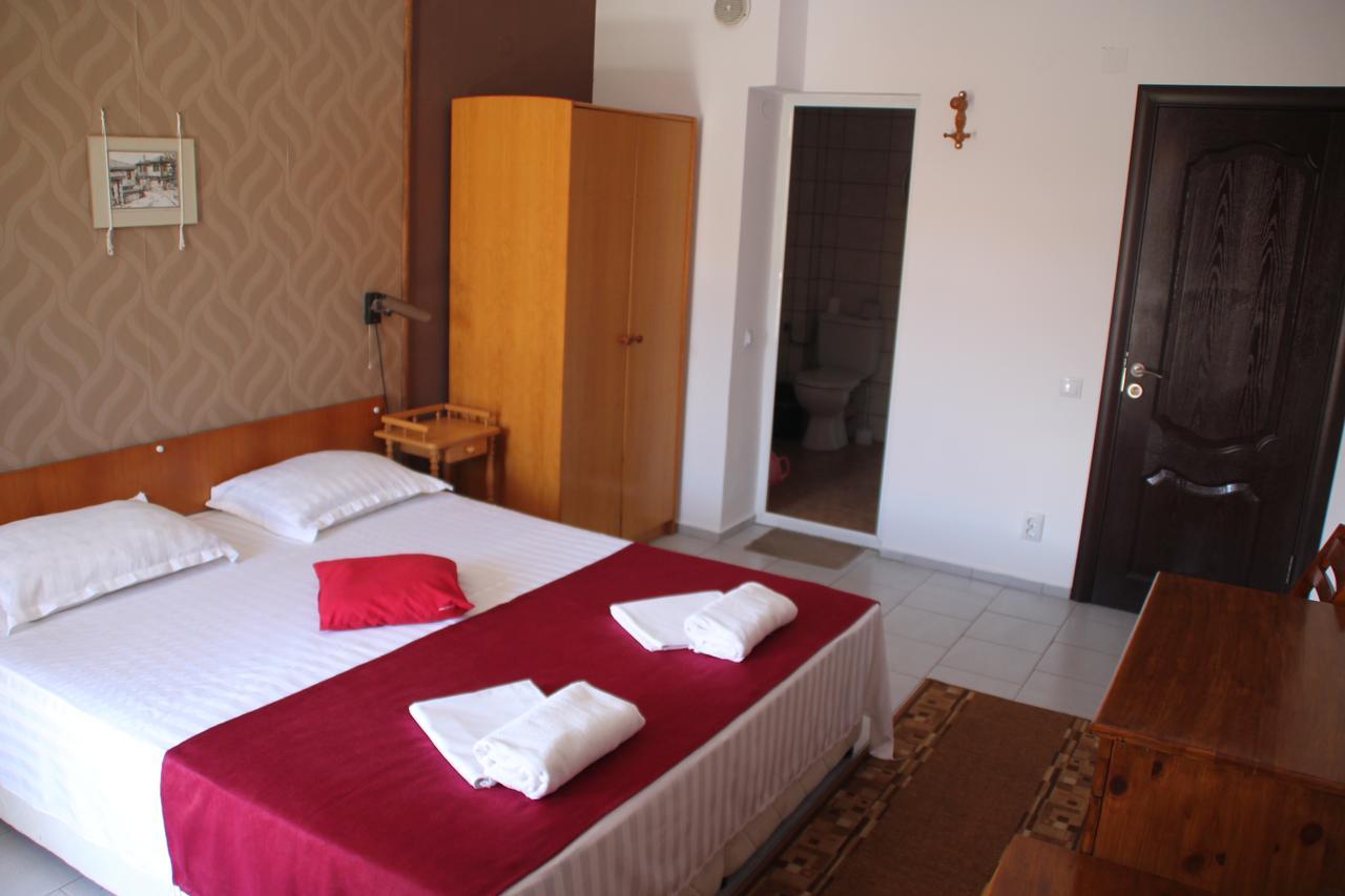 Yankov'S House Hotel Sozopol Buitenkant foto