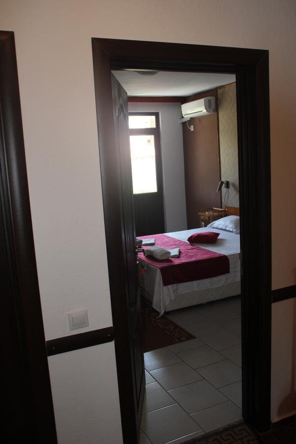 Yankov'S House Hotel Sozopol Buitenkant foto