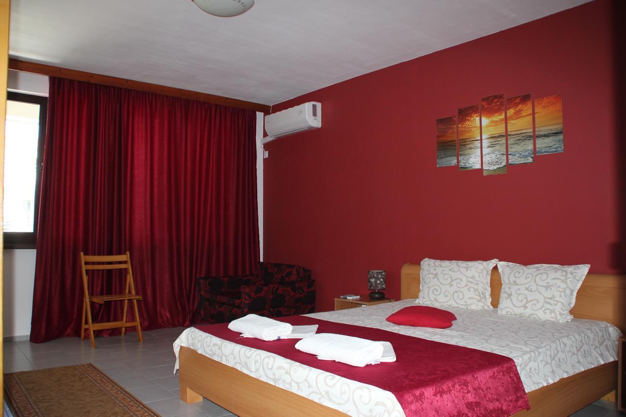 Yankov'S House Hotel Sozopol Buitenkant foto