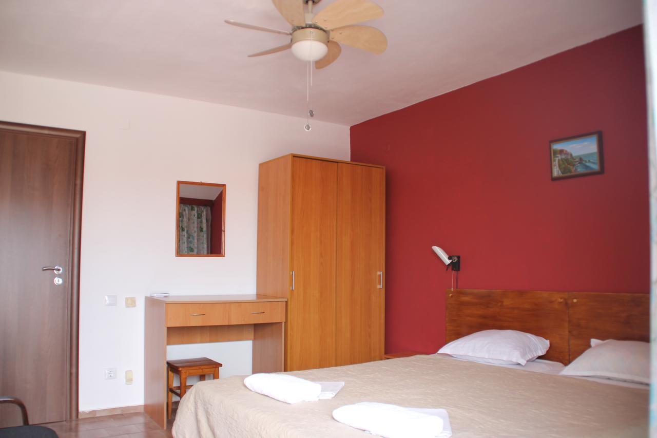 Yankov'S House Hotel Sozopol Buitenkant foto